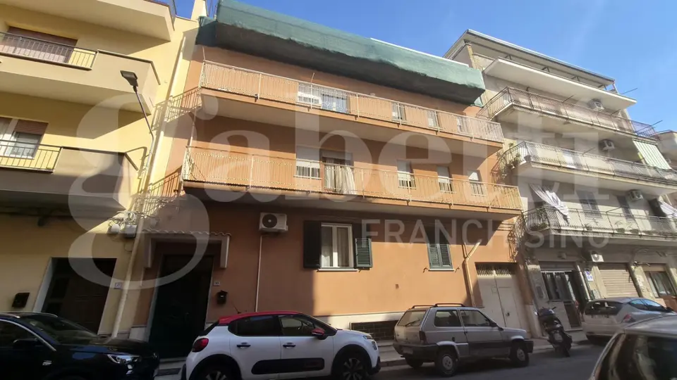 Appartamento in Via Amalfi  10, Bagheria (PA)