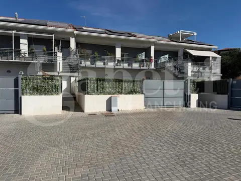 Appartamento in Via Sant'Antonio Da Padova 2, Gravina di Catania (CT)
