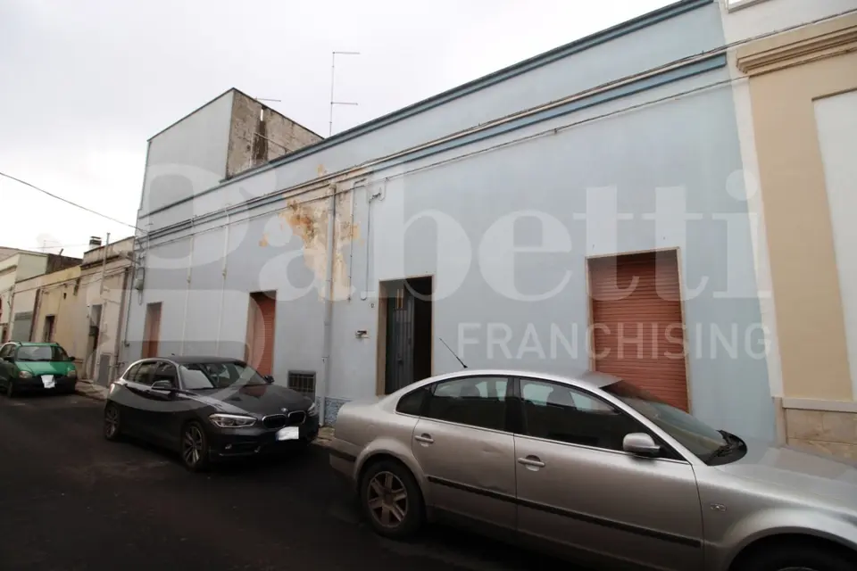 Casa Indipendente in Via Farini 13, Manduria (TA)