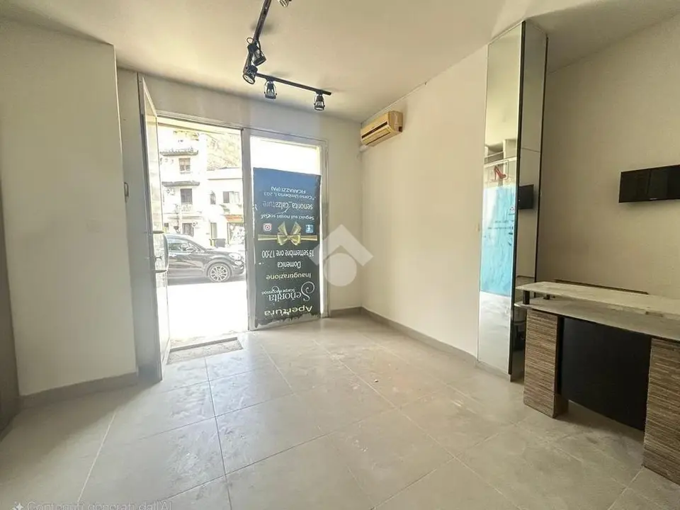 Box / posti auto in affitto a Ficarazzi