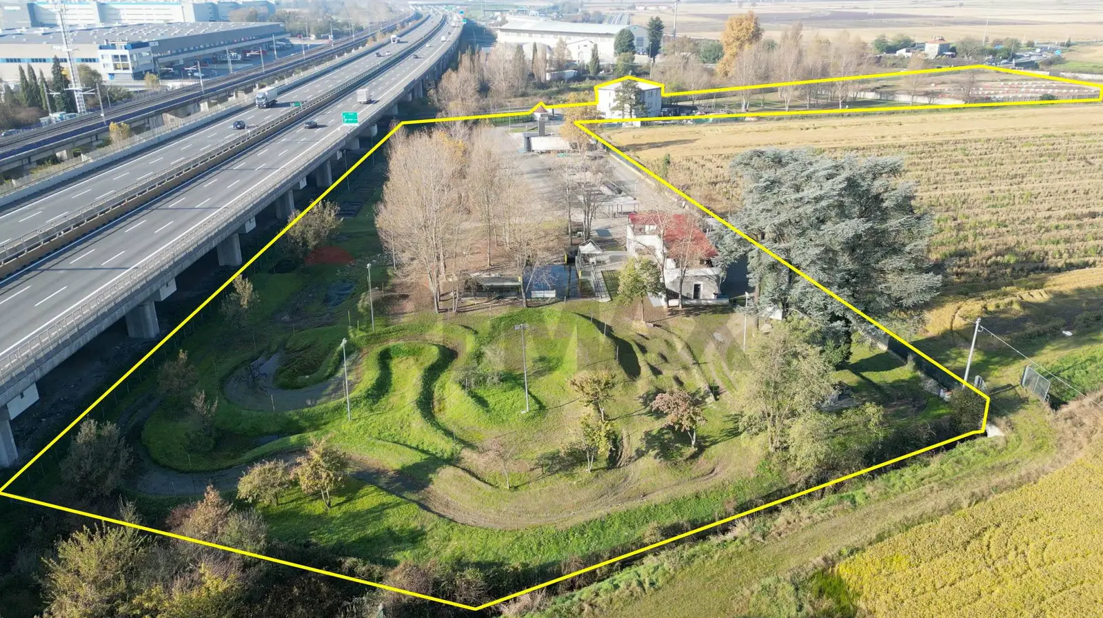 Commerciale Altro in Vendita a Novara