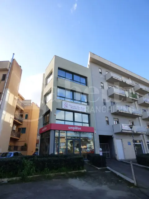 Ufficio in Via Mattarella 184, Bagheria (PA)