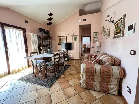 Appartamento in via Assonica 30, Sorisole (BG)