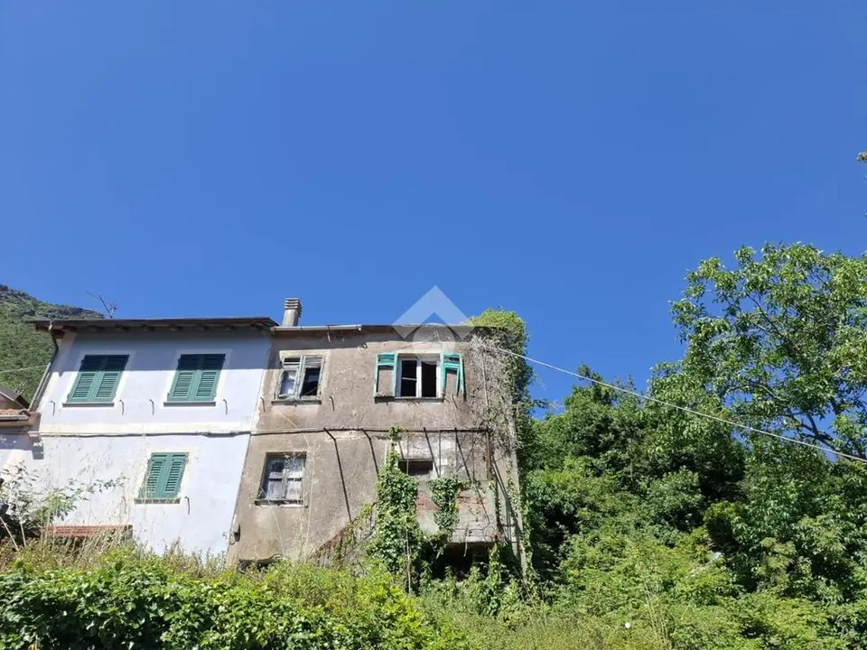 Rustico in vendita a Genova