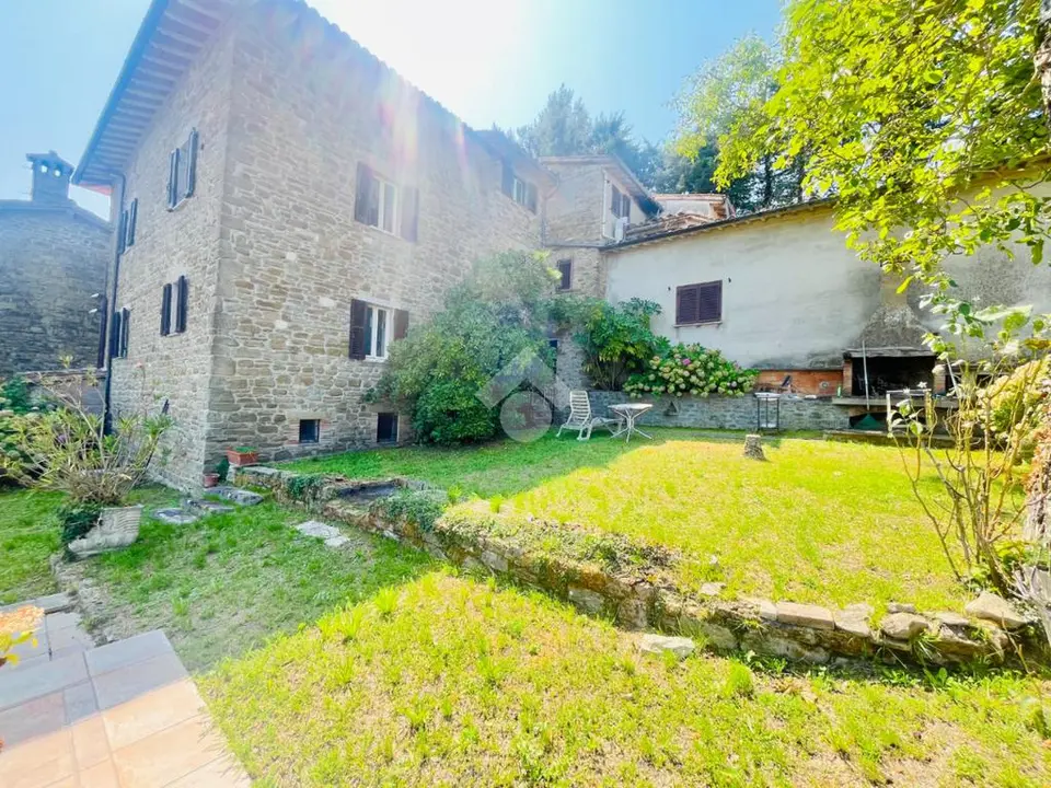 Casa semindipendente in vendita a Assisi