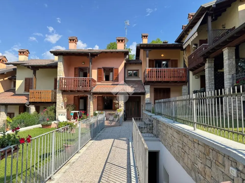Trilocale in vendita a Cerete