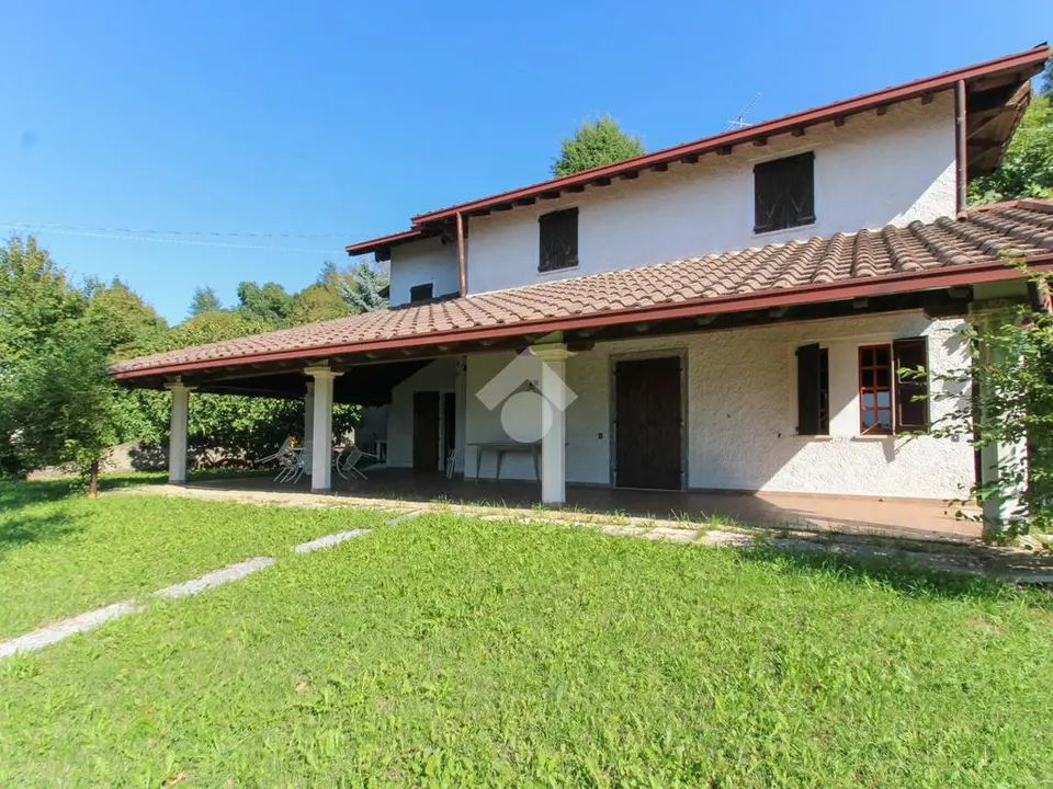 Villa singola in vendita a Gavardo