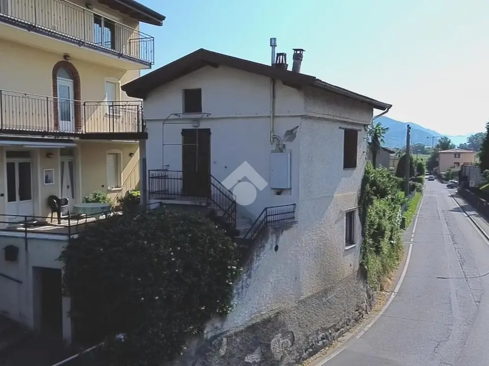 Casa semindipendente in vendita a Gandosso