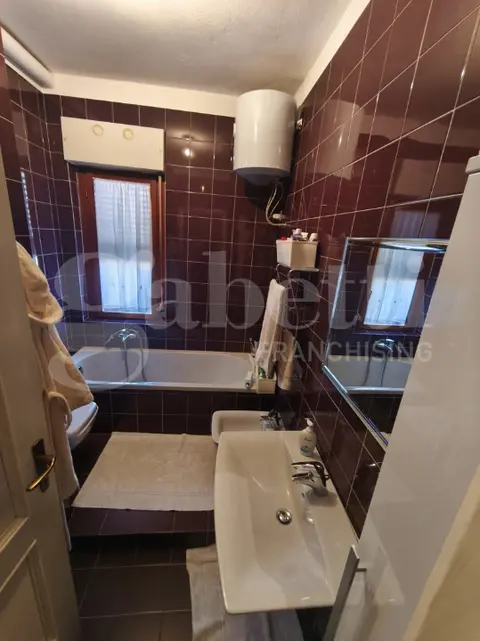 Appartamento in via col d'echele, Cagliari (CA)