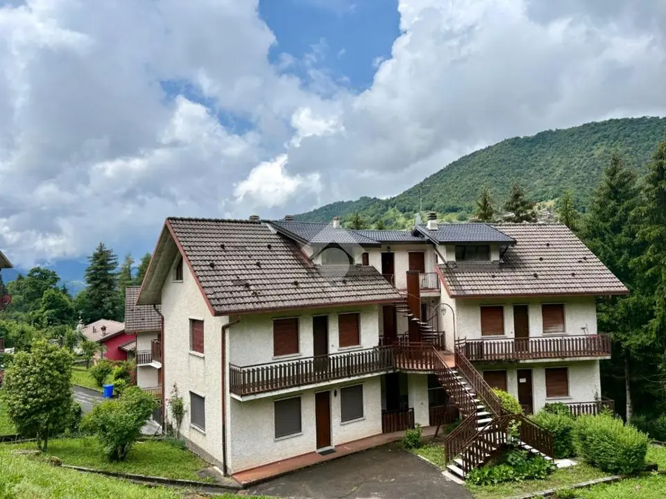 Trilocale in vendita a Serina