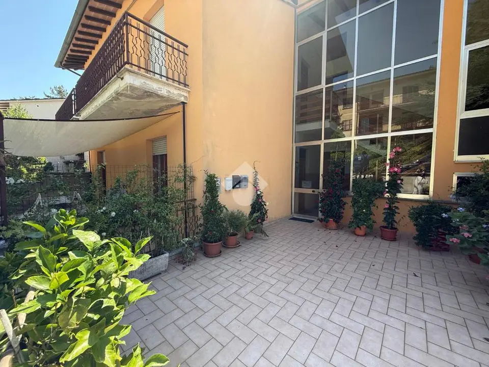 Trilocale in vendita a Scheggia E Pascelupo