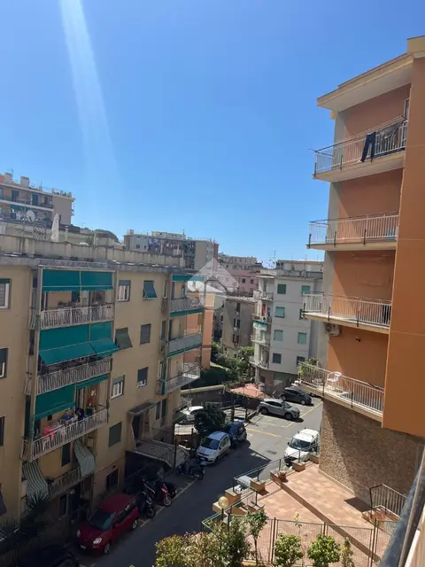 5 locali in vendita a Genova