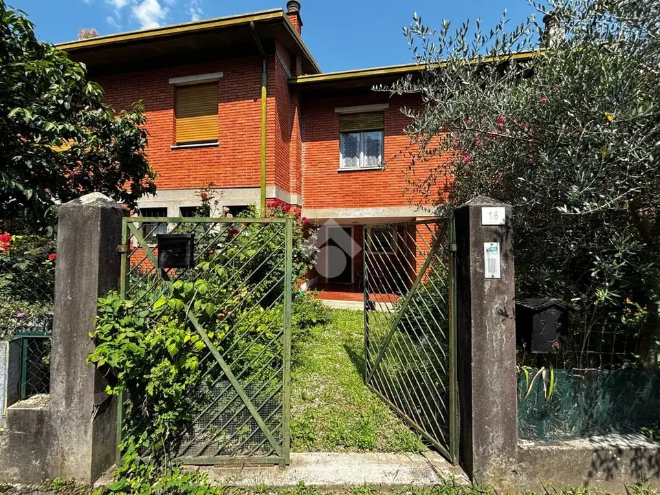 Villa a schiera in vendita a Breno