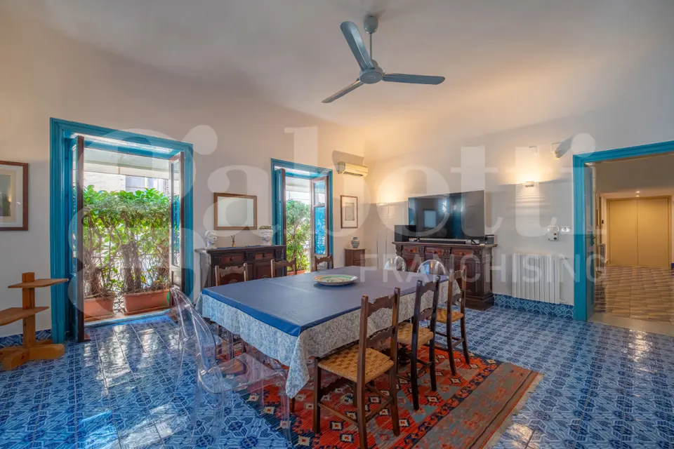 Appartamento in Via San Basilio 48, Palermo (PA)