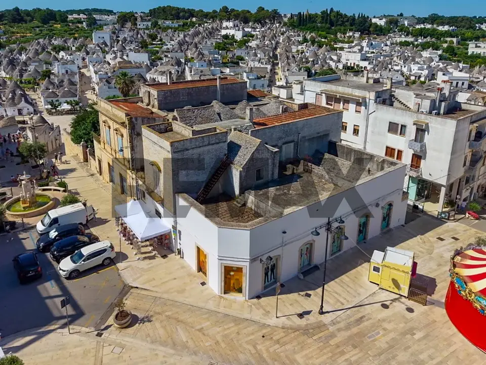 Stabile/Palazzo in Vendita a Alberobello