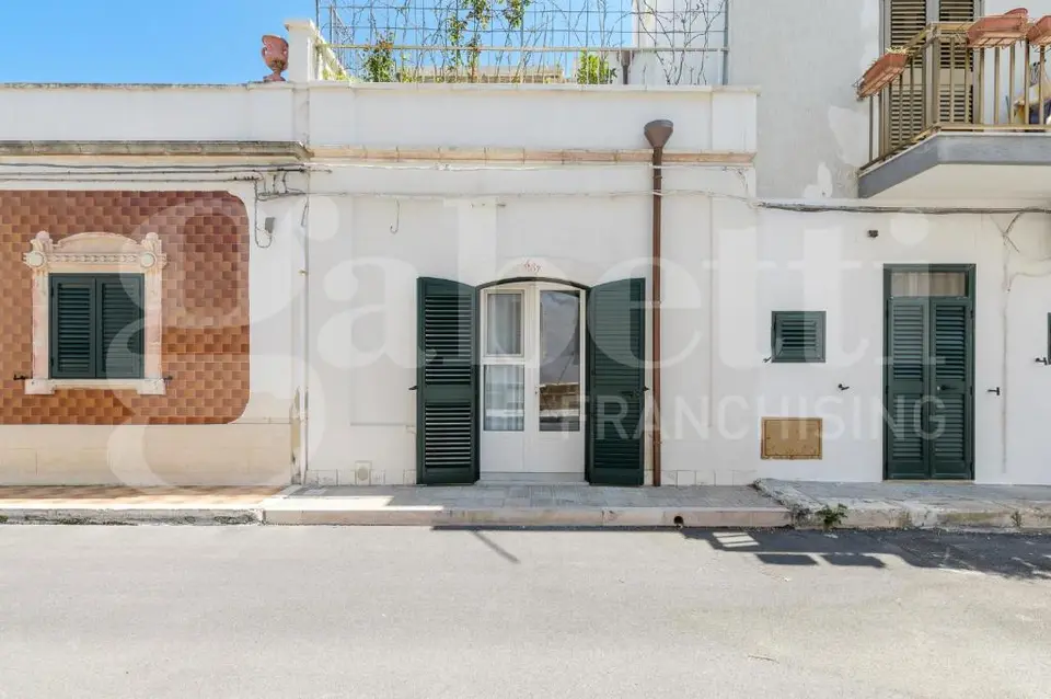 Appartamento in Viale Raone da Ostuni, Ostuni (BR)