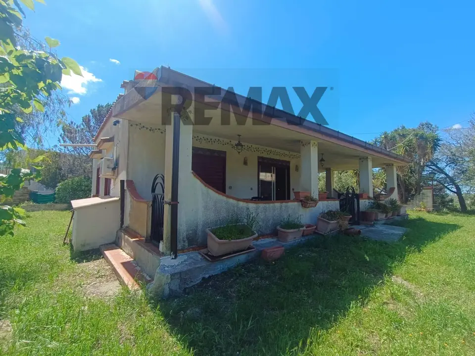 Villa singola in Vendita a Favara