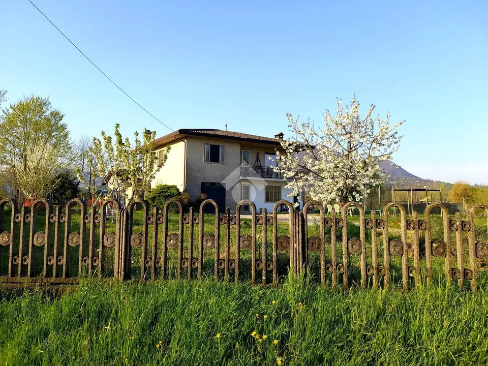 Porzione di bifamiliare in vendita a Cervarese Santa Croce