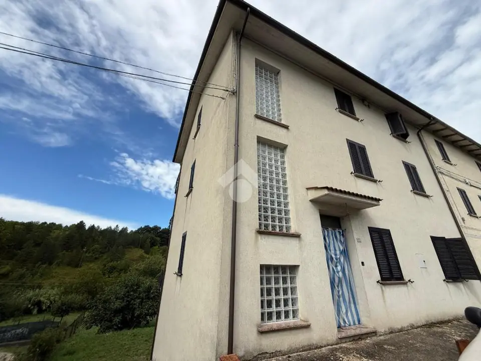 Casa indipendente in vendita a Scheggia E Pascelupo