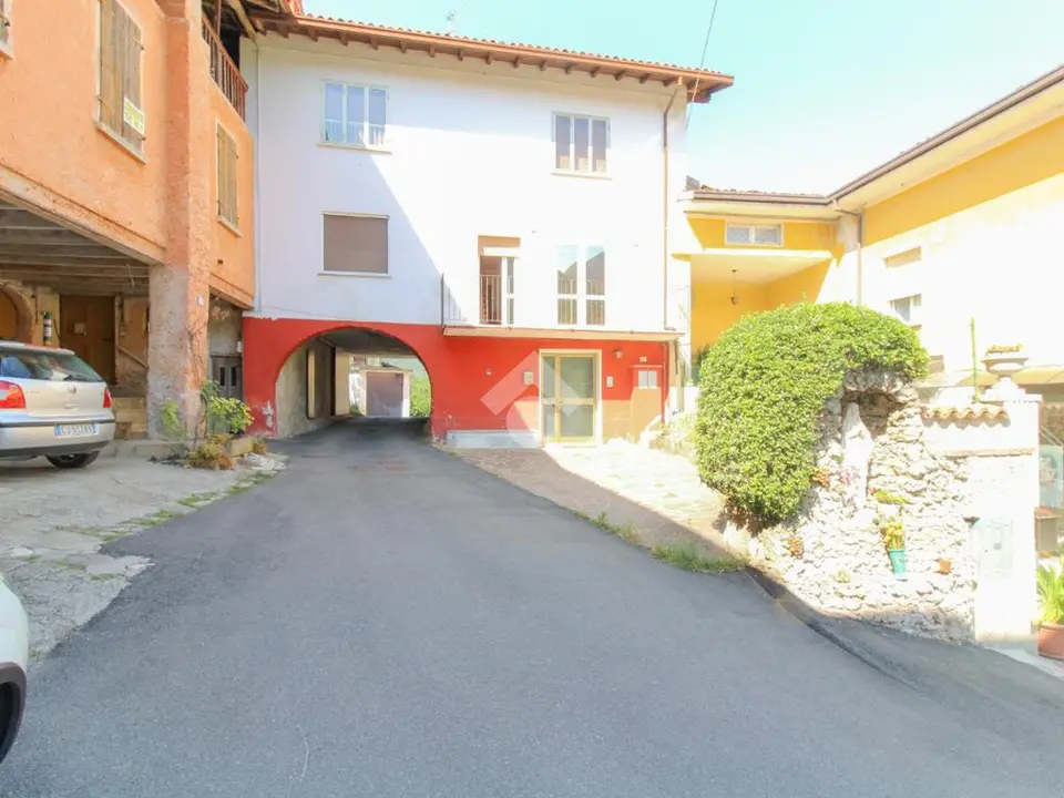 Quadrilocale in vendita a Sabbio Chiese