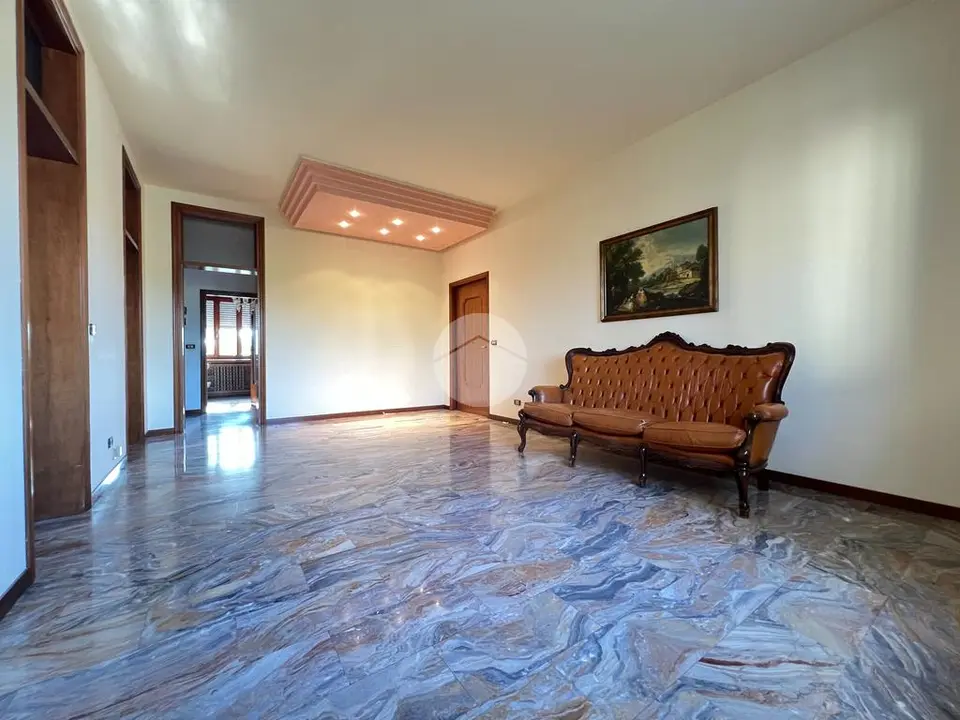 Porzione di bifamiliare in vendita a Verona