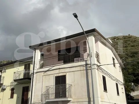 Appartamento in LOCALITA' ACQUICELLA  106, Amantea (CS)