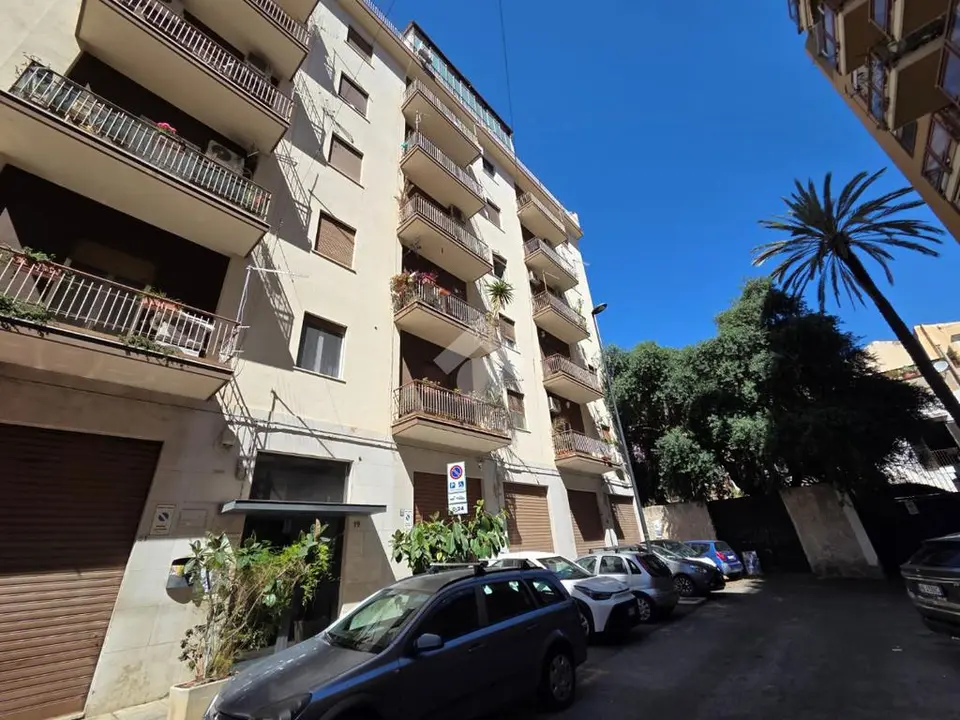 Quadrilocale in vendita a Palermo
