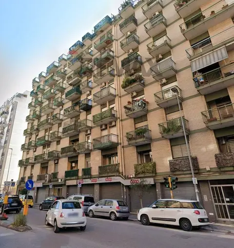 Locale Commerciale in Vendita a Bari