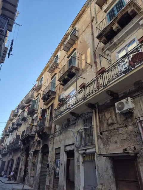 Quadrilocale in vendita a Palermo
