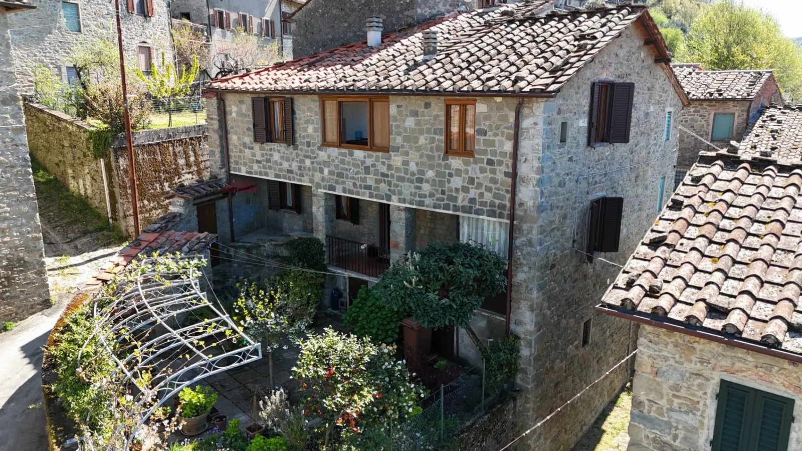 Casa Indipendente in Vendita a Bagni di Lucca