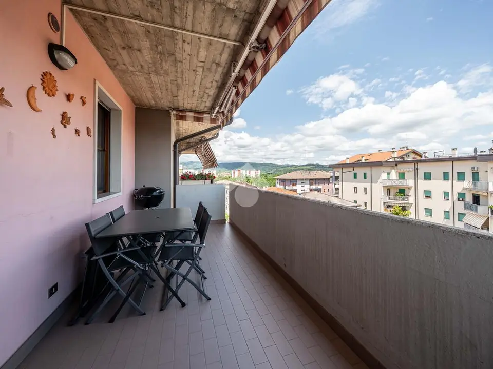 5 locali in vendita a Verona