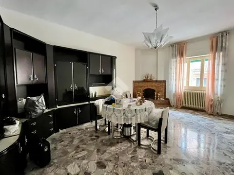 Casa semindipendente in vendita a Santeramo In Colle