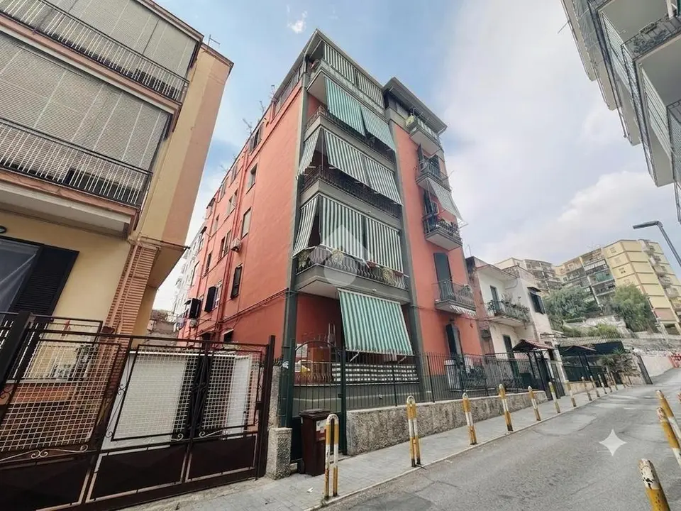 Trilocale in vendita a Torre Del Greco