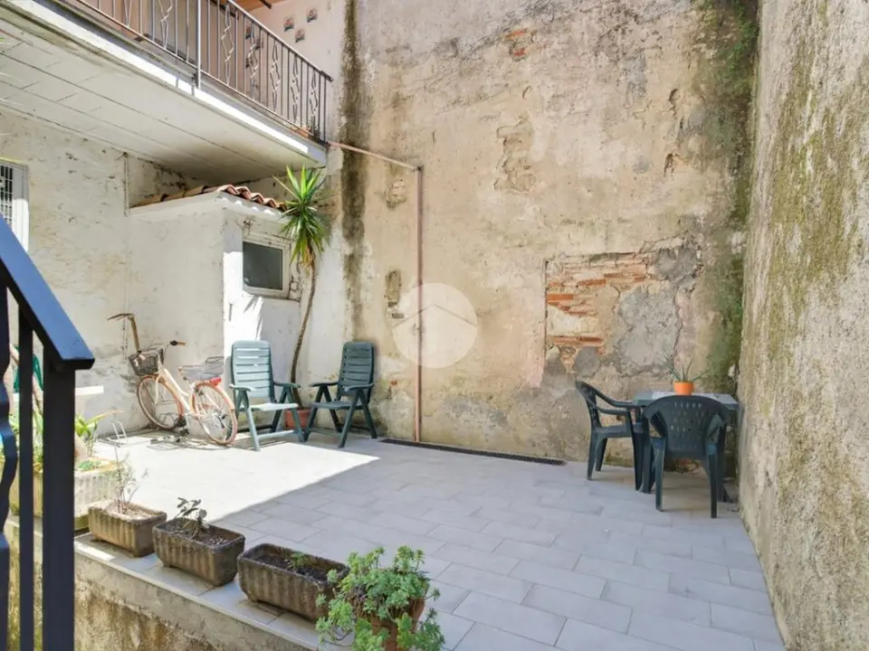 Bilocale in affitto a Salò