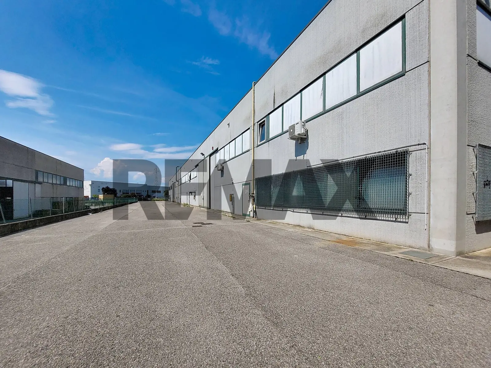 Capannone Industriale in Vendita a Castelfranco Veneto