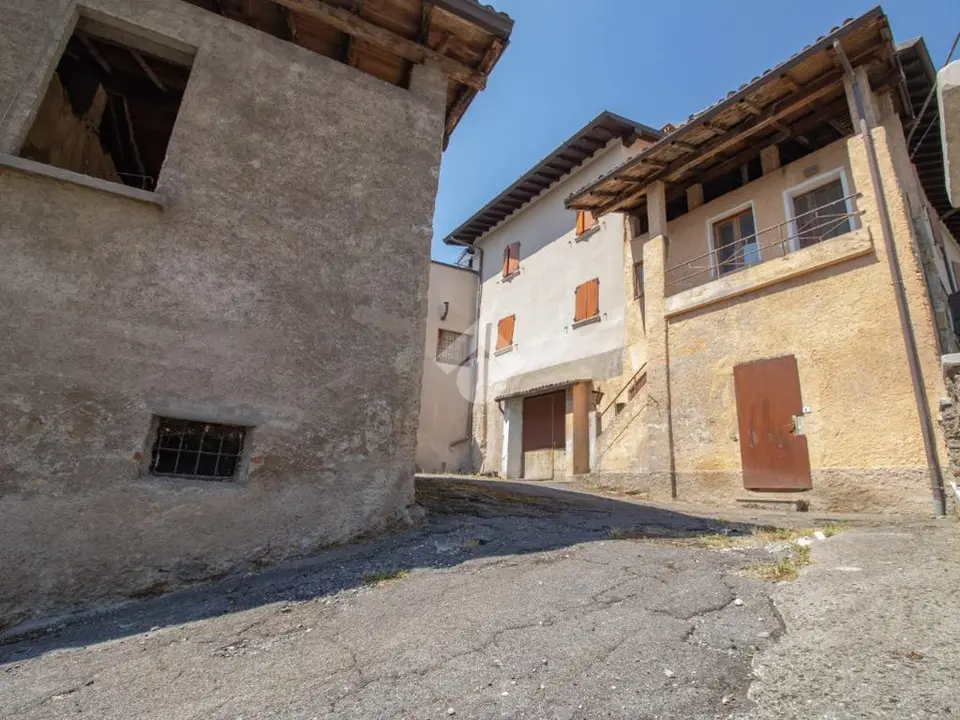 Rustico in vendita a Agnosine