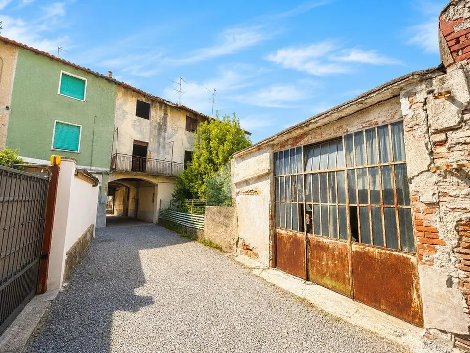 Rustico in vendita a Canonica D'Adda