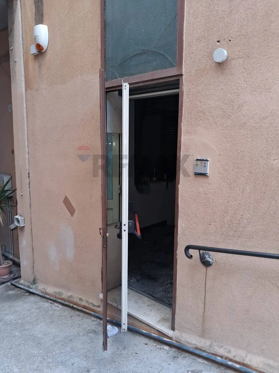 Locale Commerciale in Affitto a Palermo