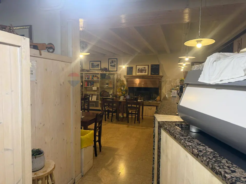 Locale Commerciale in Vendita a Monte di Malo