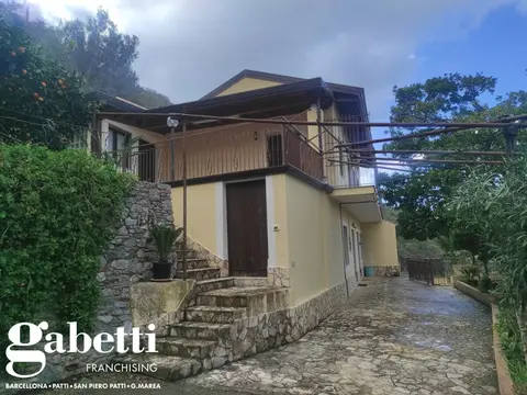 Casa Indipendente in Cda Oceri 56, Piraino (ME)
