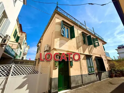 Bilocale in affitto a Napoli
