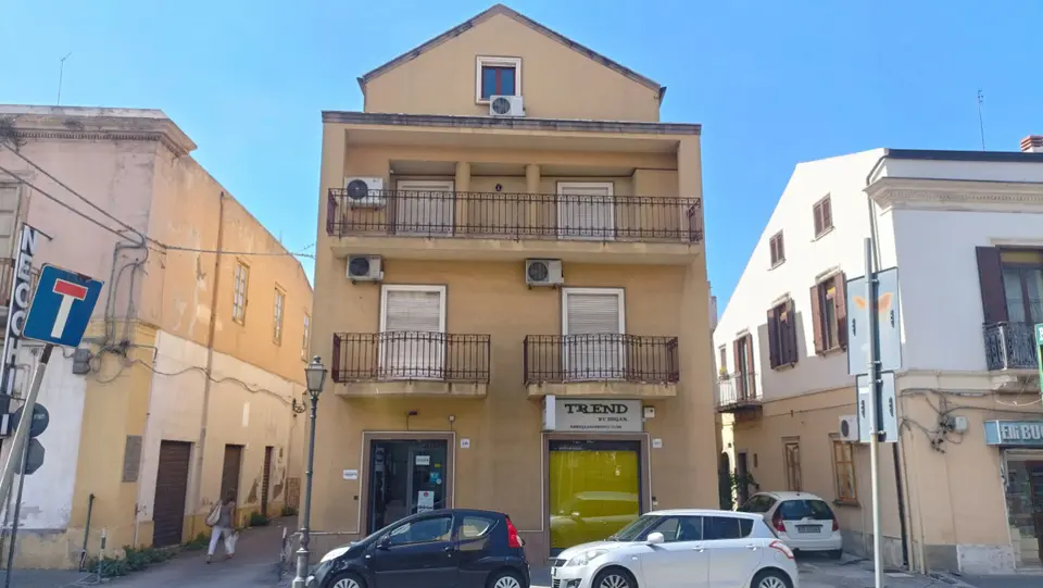 Appartamento in VIA UMBERTO I  155, Barcellona Pozzo di Gotto (ME)