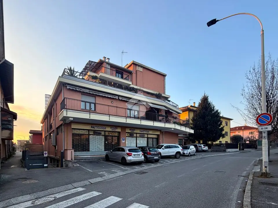 Trilocale in vendita a Calusco D'Adda