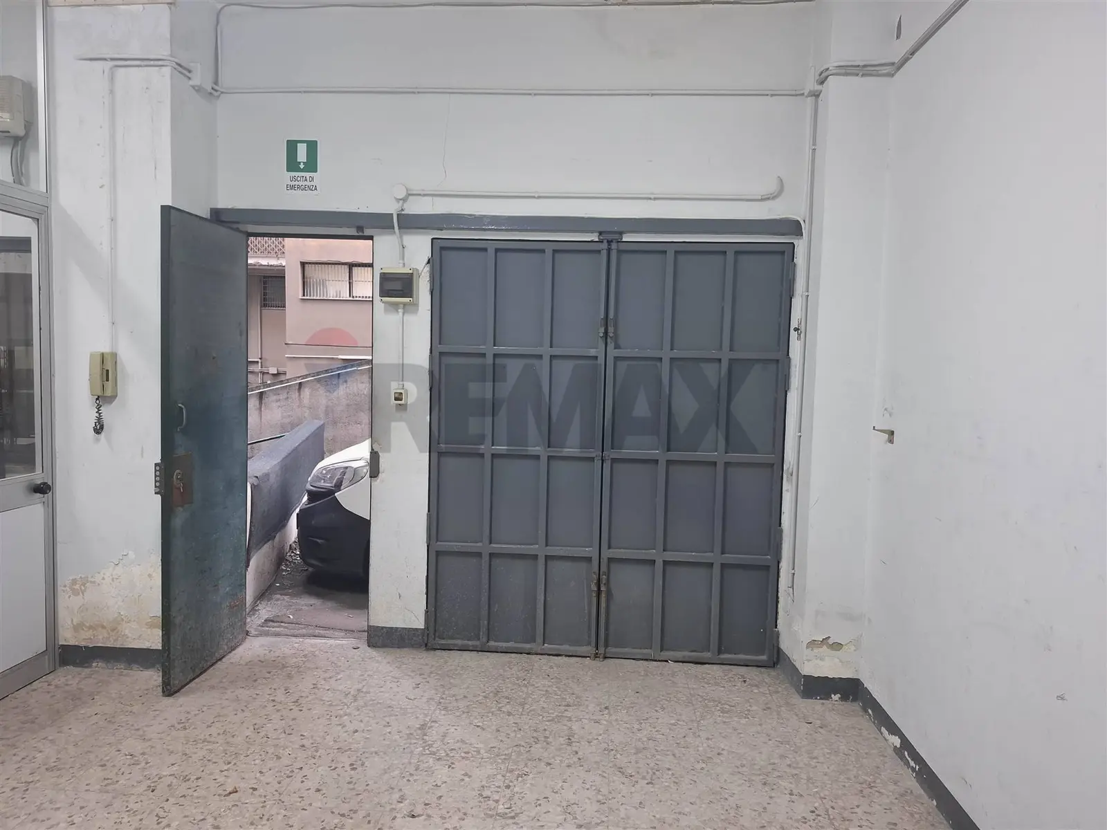 Locale Commerciale in Vendita a Catania