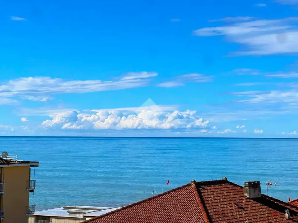 Trilocale in vendita a Lavagna