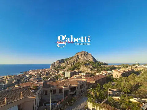 Appartamento in via del Giubileo Magno, Cefalù (PA)