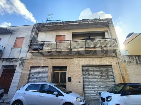 Casa Indipendente in Via Ammiraglio Rizzo  4, Trapani (TP)