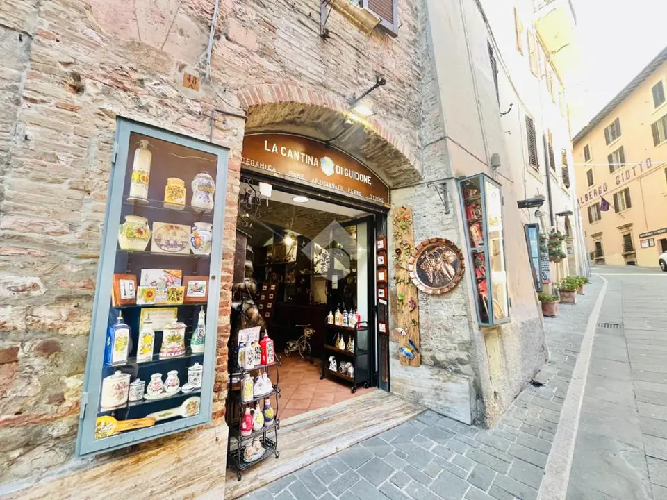 Multilocale in vendita a Assisi