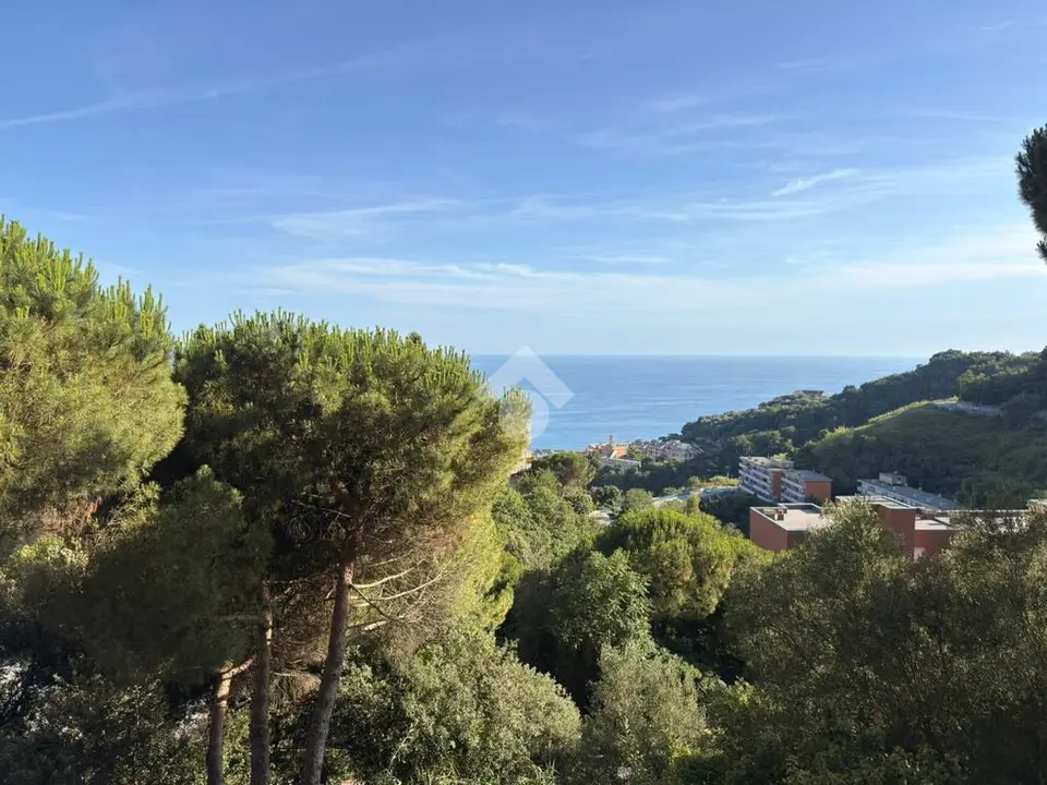 5 locali in vendita a Genova