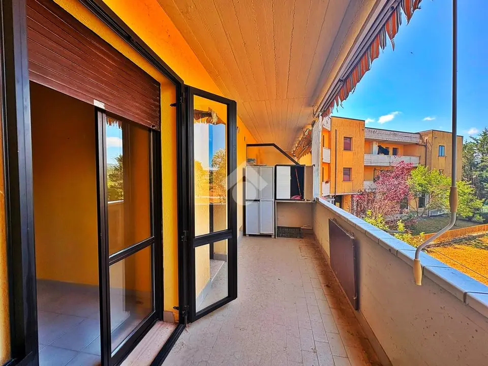 5 locali in vendita a Gualdo Tadino